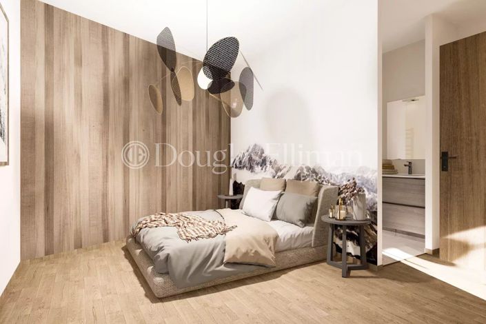 Image No.12-4 Bed Apartment for sale