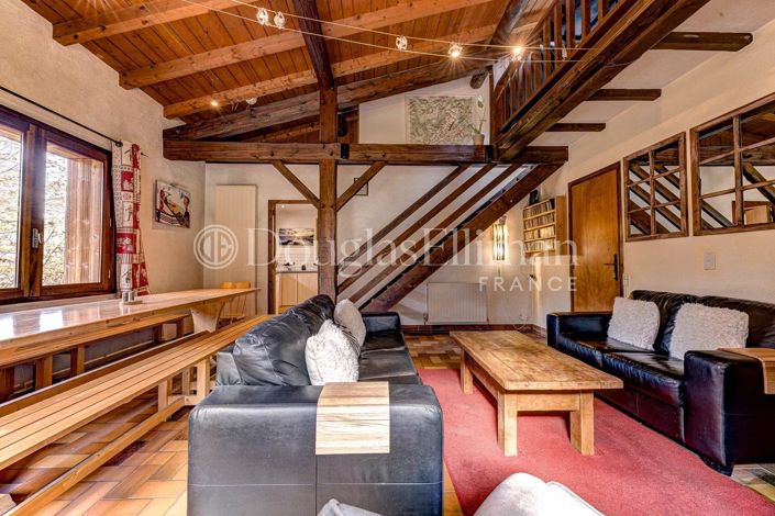 Image No.5-7 Bed House for sale