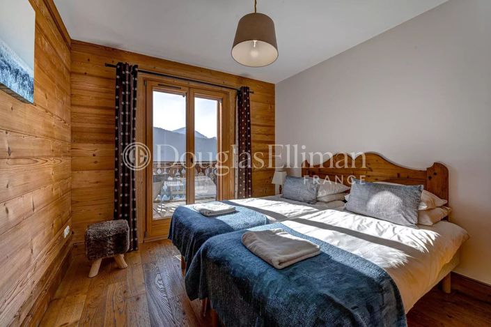 Image No.14-4 Bed House for sale