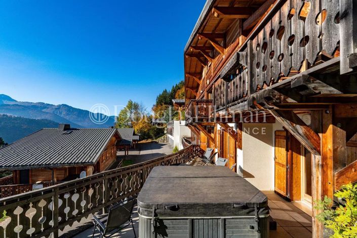 Image No.15-4 Bed House for sale
