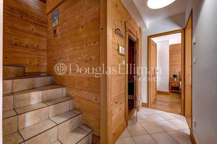 Image No.21-4 Bed House for sale