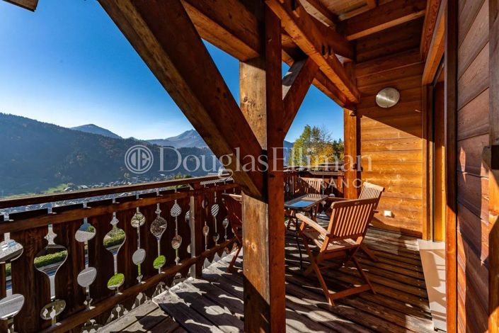 Image No.24-4 Bed House for sale