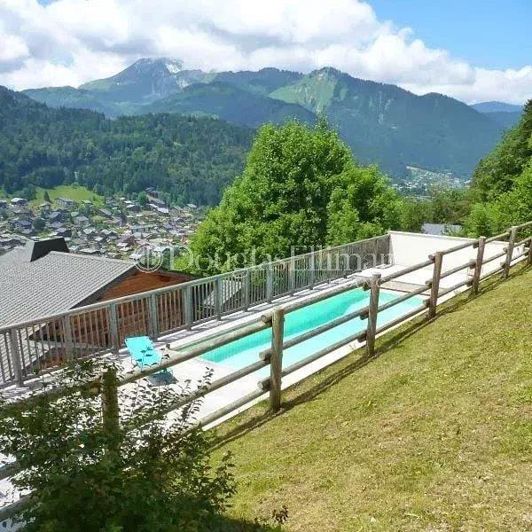 Image No.25-4 Bed House for sale