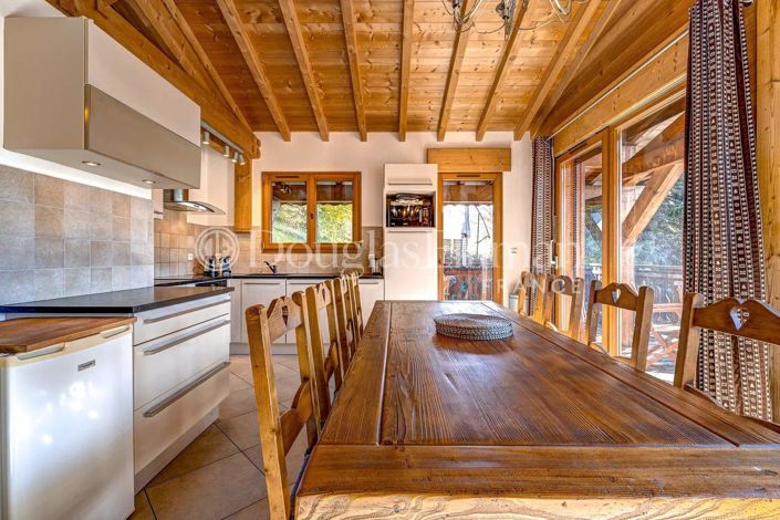 Image No.8-4 Bed House for sale