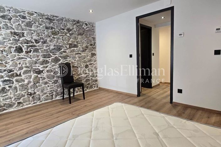 Image No.6-3 Bed Apartment for sale