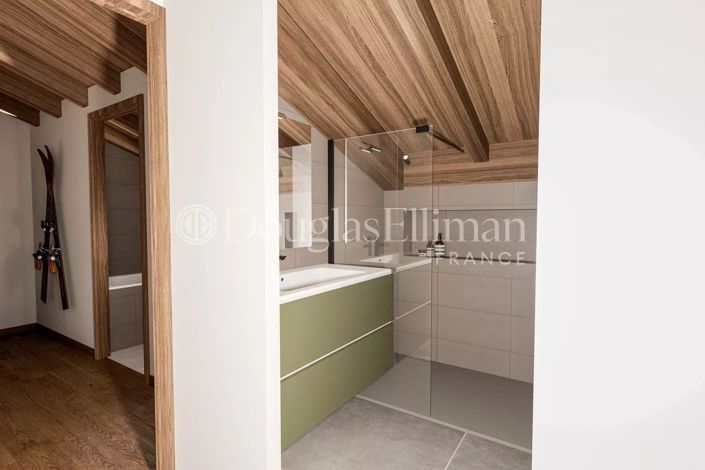 Image No.14-7 Bed Apartment for sale