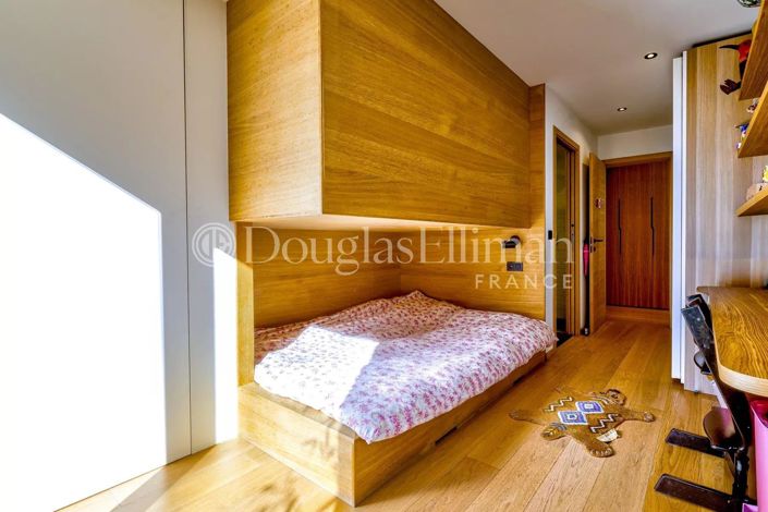 Image No.11-4 Bed Apartment for sale