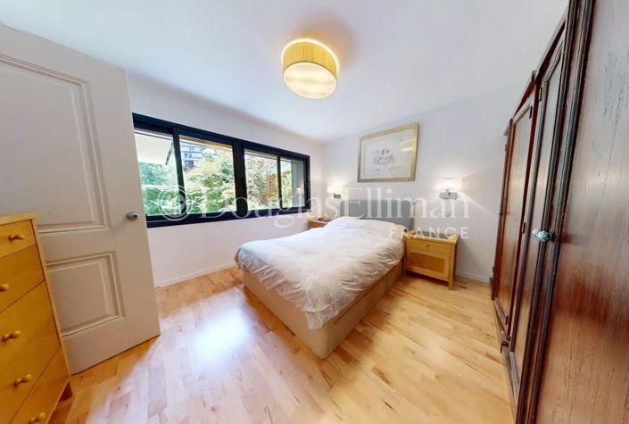 Image No.12-4 Bed Apartment for sale