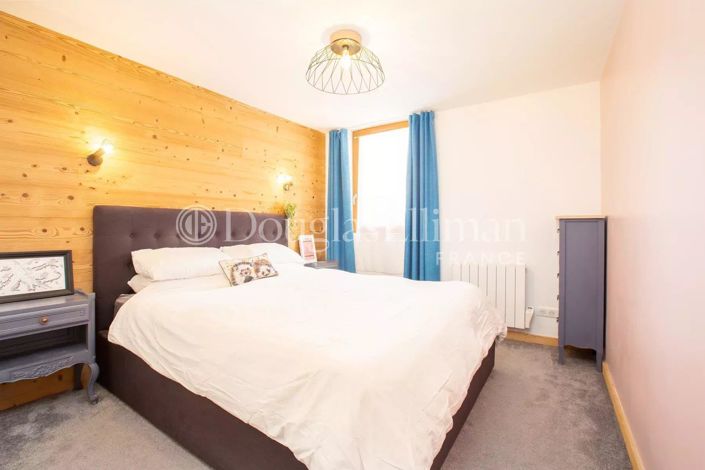 Image No.11-3 Bed Apartment for sale