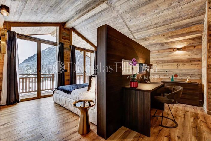 Image No.11-5 Bed House for sale