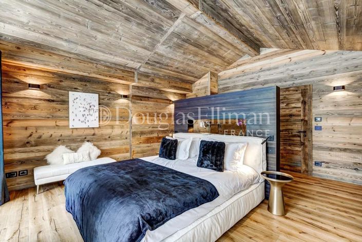 Image No.12-5 Bed House for sale