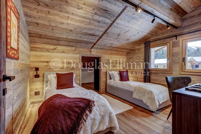 Image No.14-5 Bed House for sale