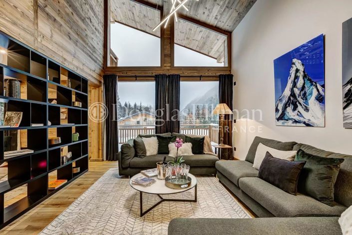 Image No.7-5 Bed House for sale