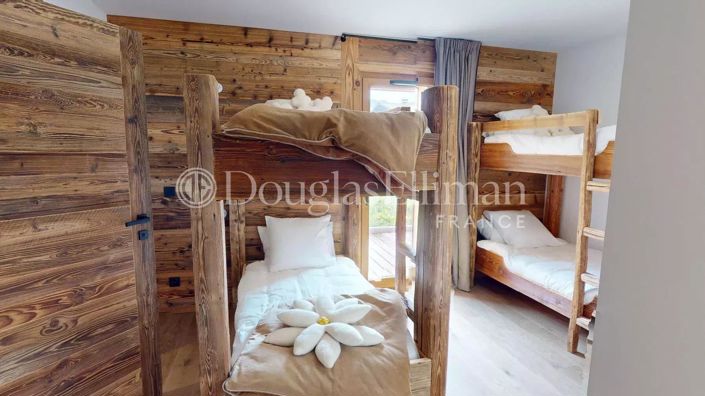 Image No.14-5 Bed House for sale