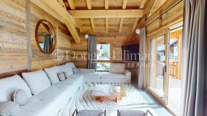 Image No.17-5 Bed House for sale