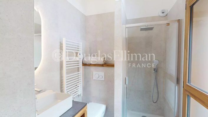 Image No.25-5 Bed House for sale