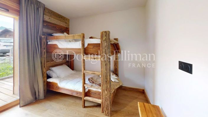 Image No.29-5 Bed House for sale