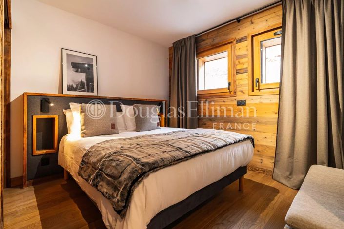 Image No.3-5 Bed House for sale