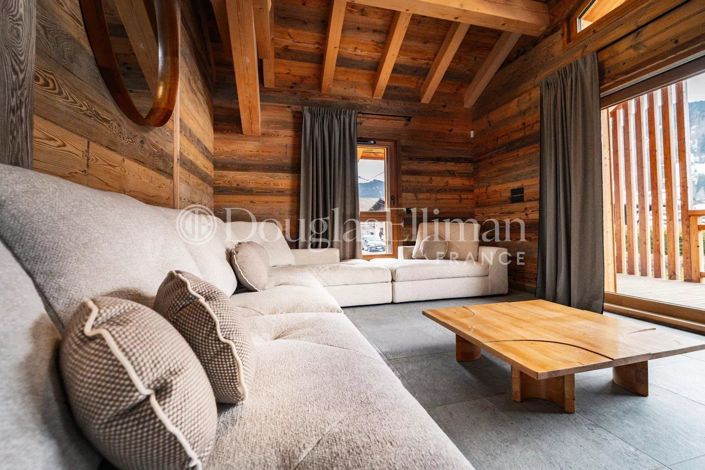Image No.4-5 Bed House for sale