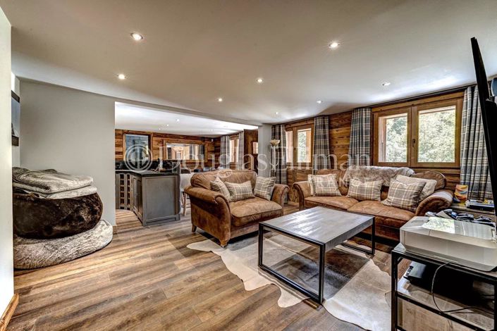 Image No.16-6 Bed House for sale