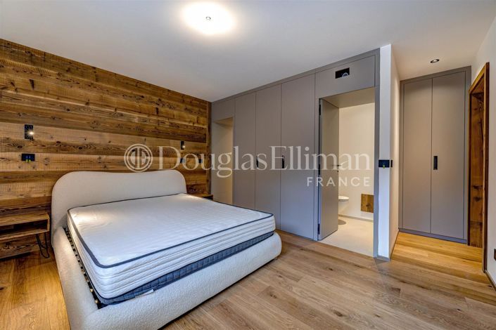 Image No.12-3 Bed Apartment for sale