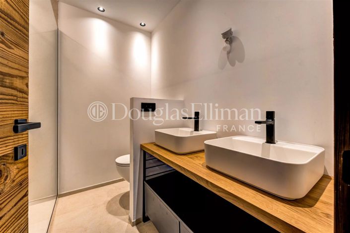 Image No.13-3 Bed Apartment for sale