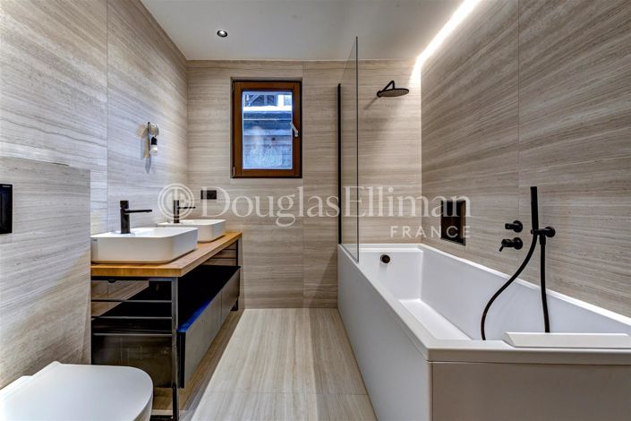 Image No.17-3 Bed Apartment for sale