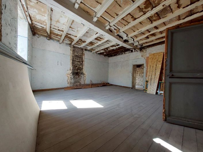 Image No.8-House for sale