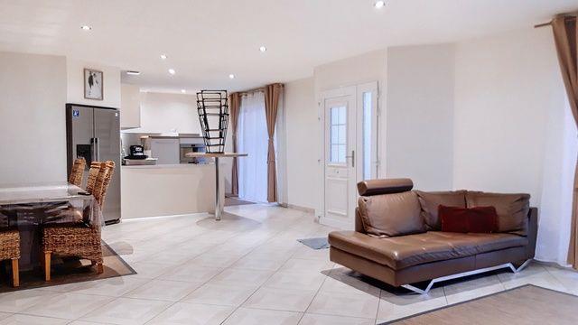 Image No.4-3 Bed House for sale