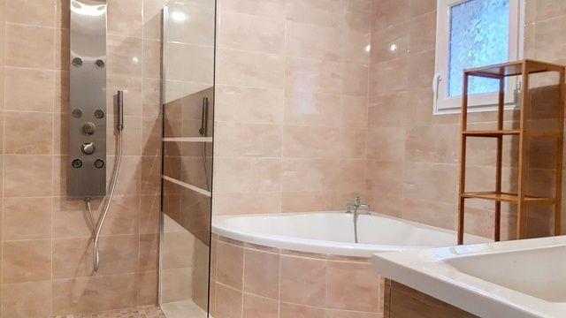 Image No.7-3 Bed House for sale