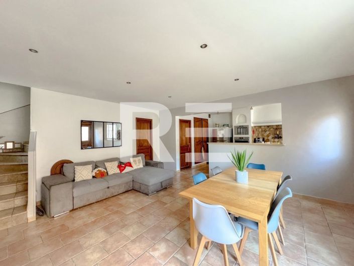 Image No.6-Maison de 5 chambres à vendre à Saint-Gilles