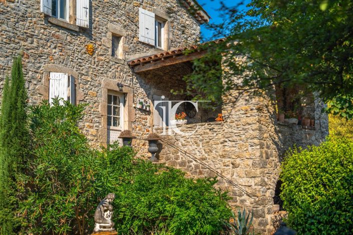 Image No.24-4 Bed House for sale