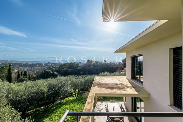 Image No.5-3 Bed House for sale