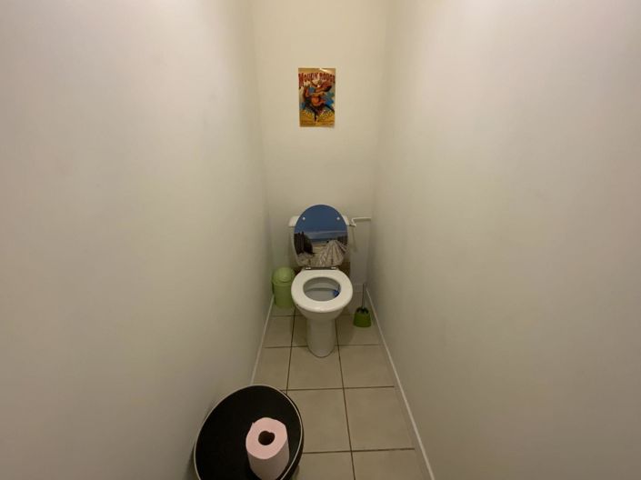 Image No.10-3 Bed House for sale