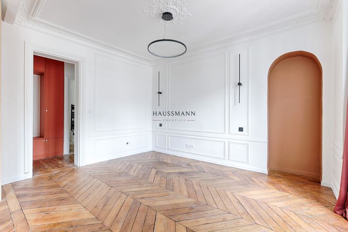 Image No.10-1 Bed Apartment for sale