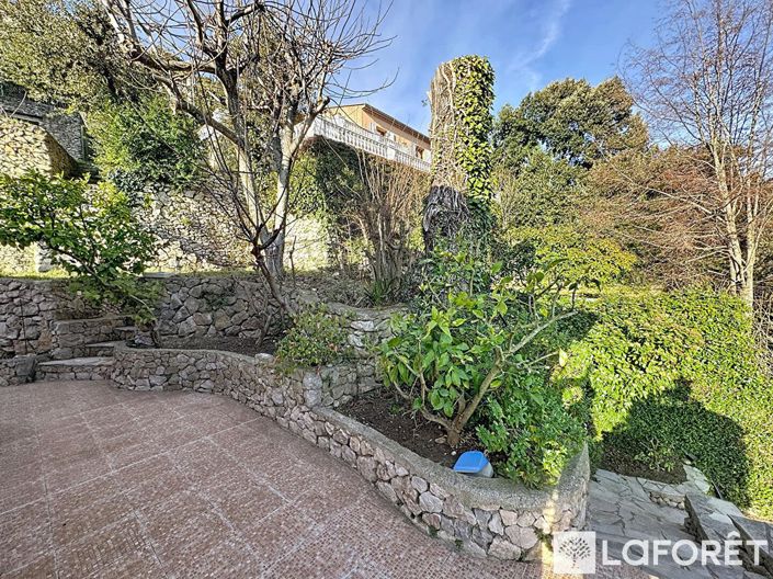 Image No.11-5 Bed House for sale