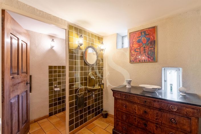 Image No.16-4 Bed House for sale