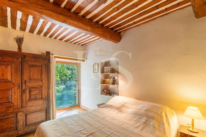 Image No.20-4 Bed House for sale