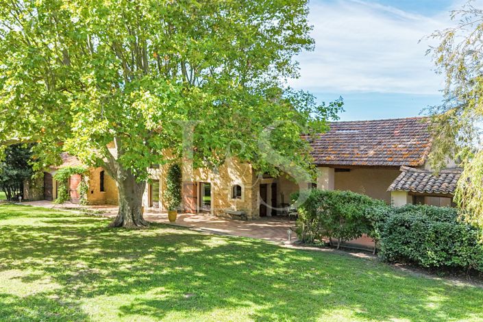 Image No.3-4 Bed House for sale