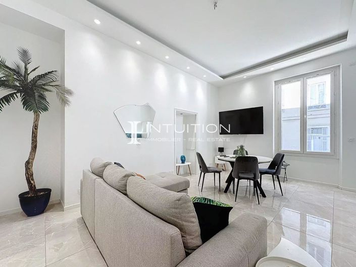 Image No.2-Appartement de 3 chambres à vendre à Cannes