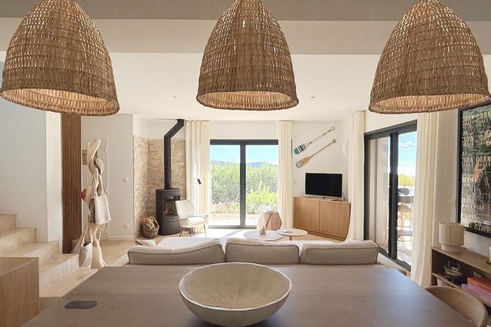 Image No.12-3 Bed House for sale