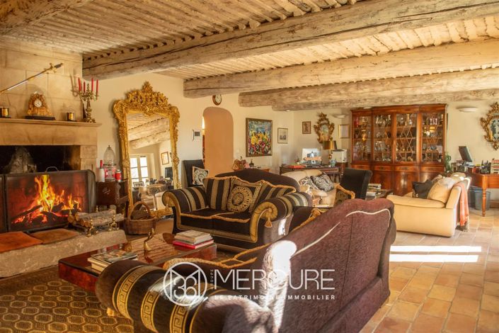 Image No.3-10 Bed House for sale