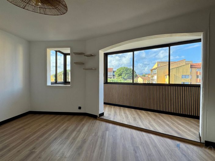 Image No.4-Appartement de 1 chambre à vendre à Fréjus