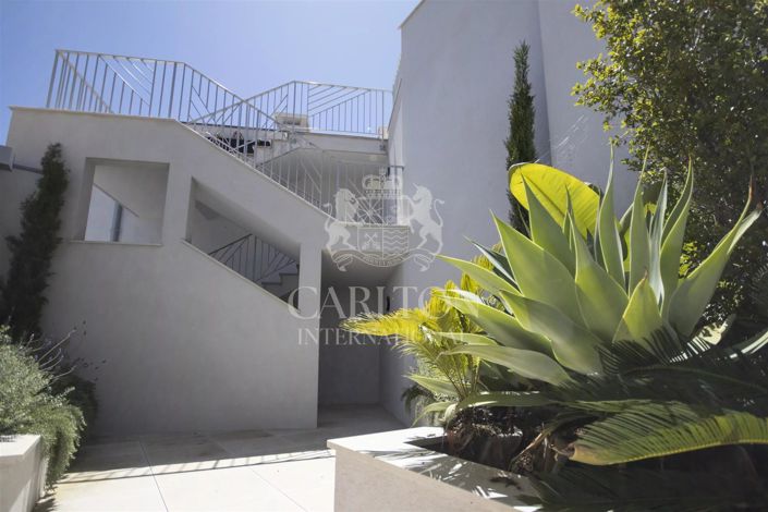 Image No.15-4 Bed House for sale