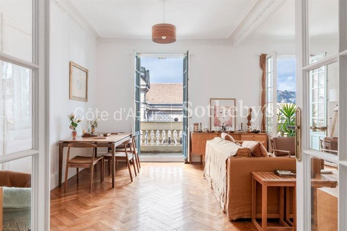 Image No.12-3 Bed Apartment for sale