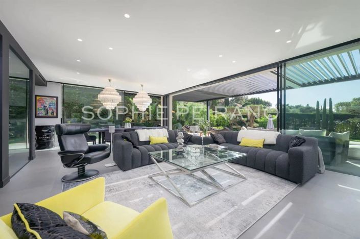 Image No.4-4 Bed House for sale