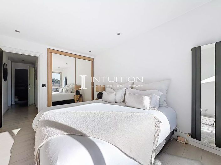 Image No.21-2 Bed Apartment for sale