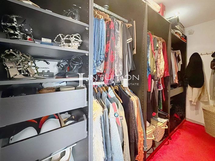 Image No.28-2 Bed Apartment for sale