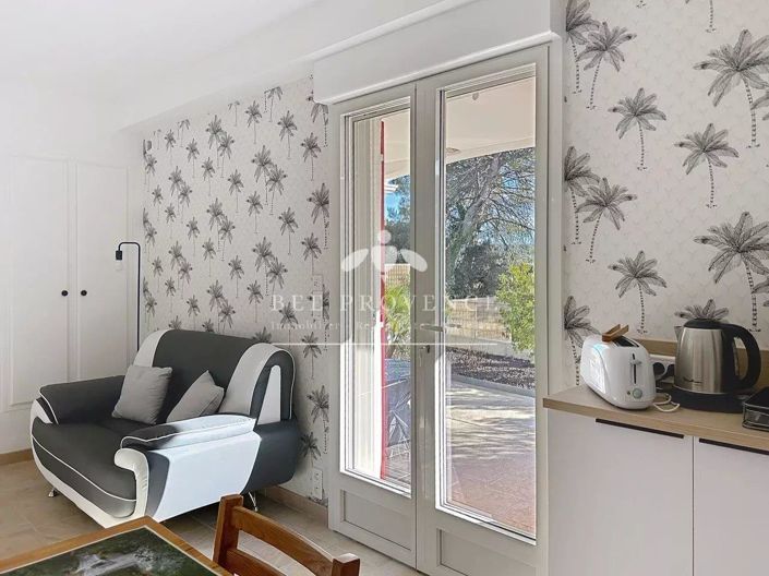 Image No.21-3 Bed House for sale