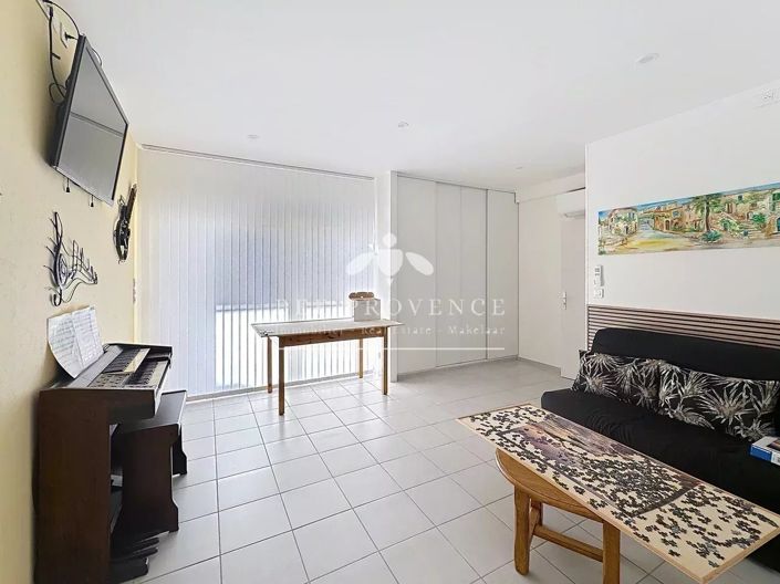 Image No.27-3 Bed House for sale